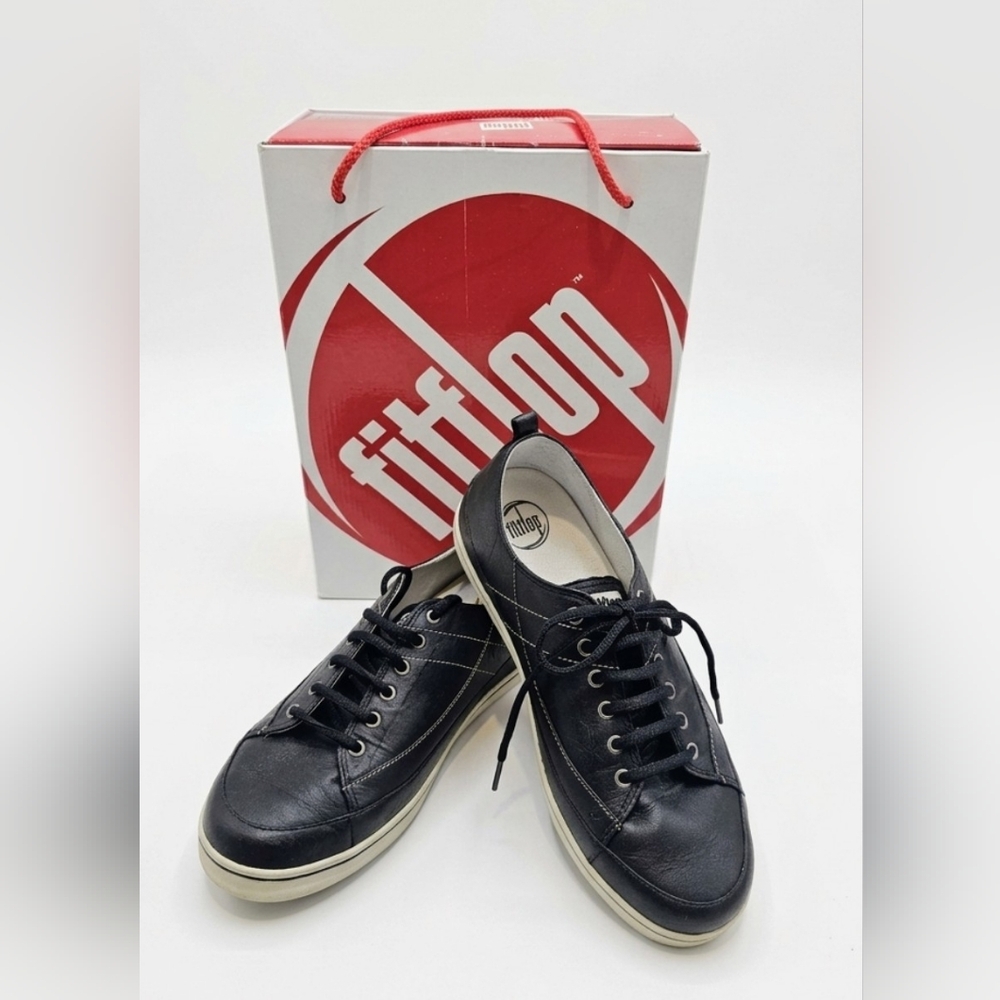 FitFlop Supertone Leather sneakers IOB Great Condition W-9 M-7.5